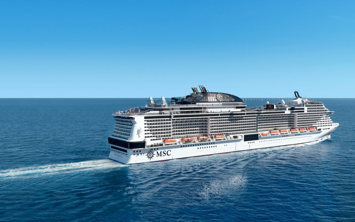 Crucero MSC navegando en aguas del Caribe